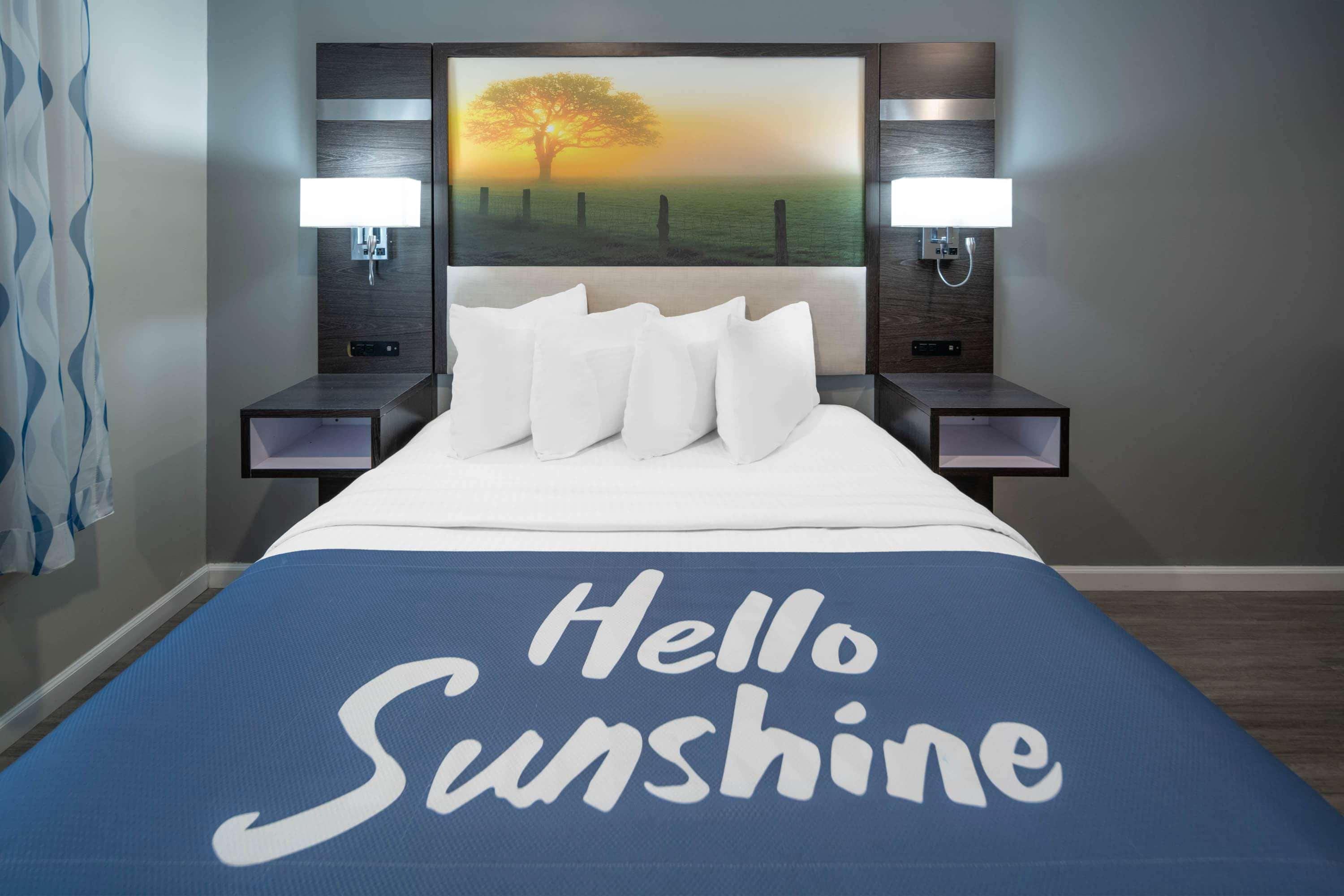 Days Inn By Wyndham Galt - Elk Grove South Eksteriør bilde